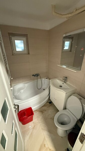 Sector 5, Vadul Nou, Profi